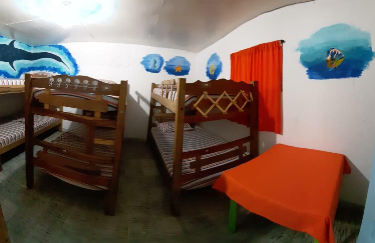 Hostal Aquarium Cartagena Bagian luar foto