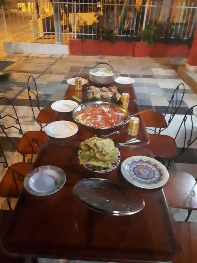 Hostal Aquarium Cartagena Bagian luar foto